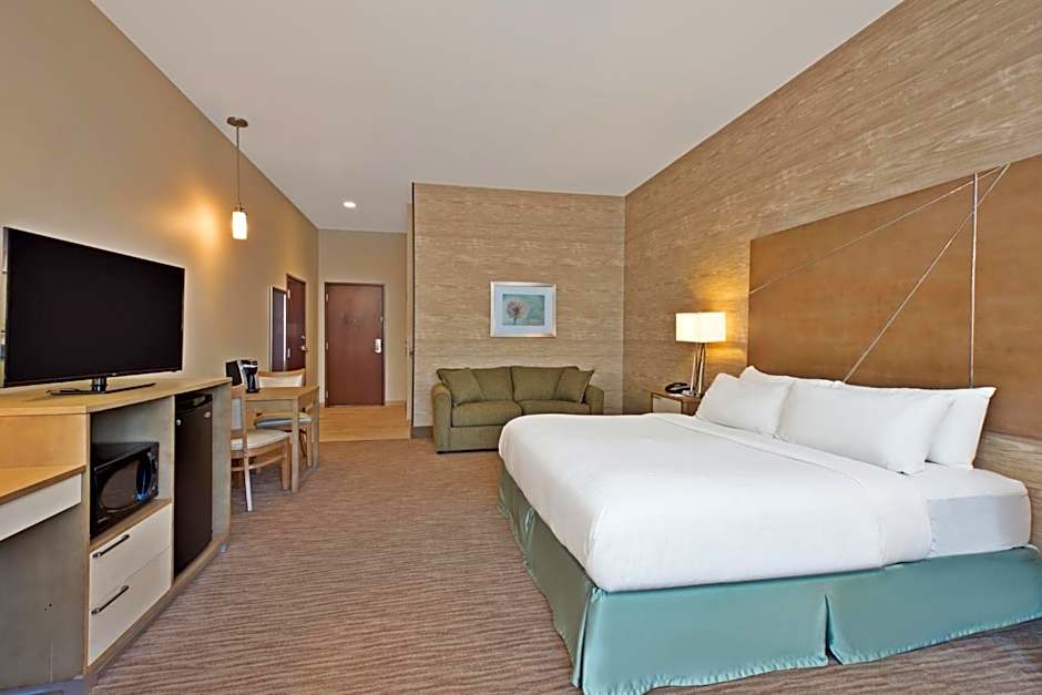 Holiday Inn Express & Suites Harrisburg S - New Cumberland By IHG