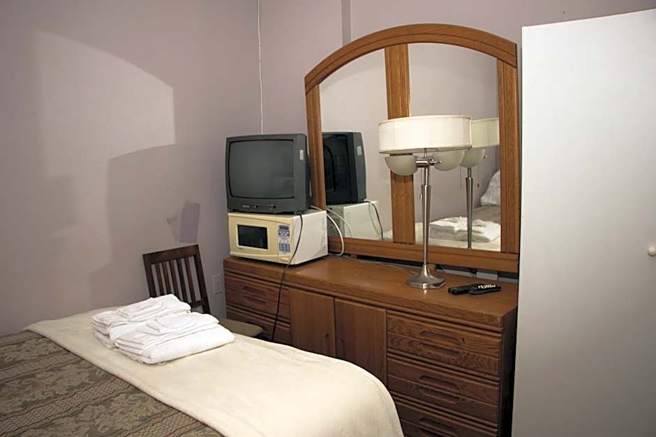 Saint Lawrence Residences and Suites