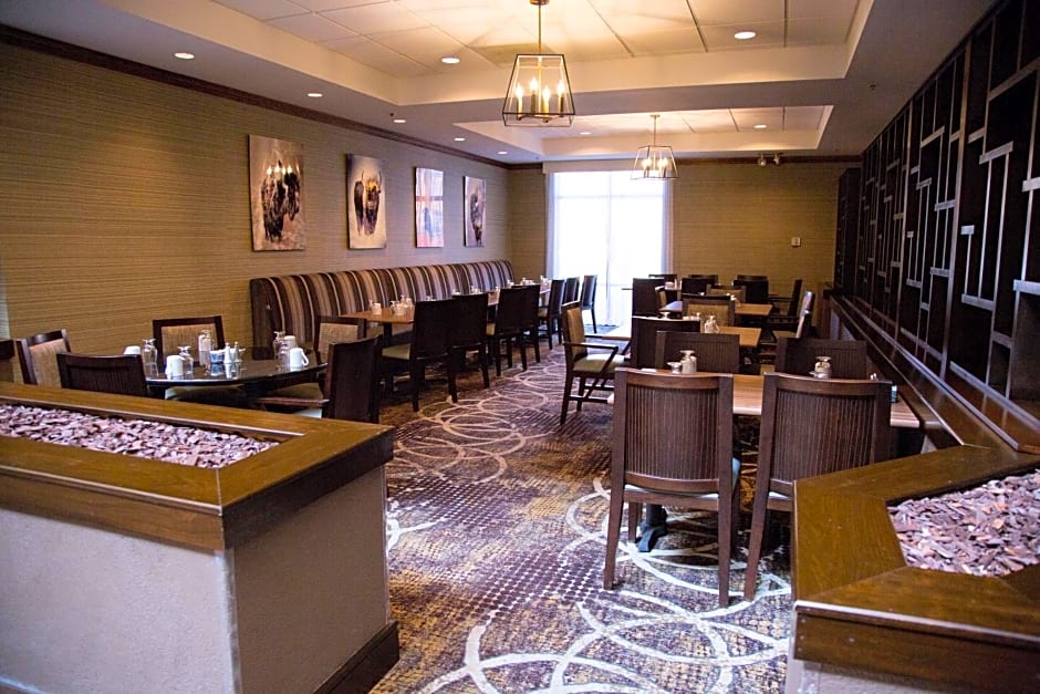 DoubleTree by Hilton Rapid City Downtown Convention Center