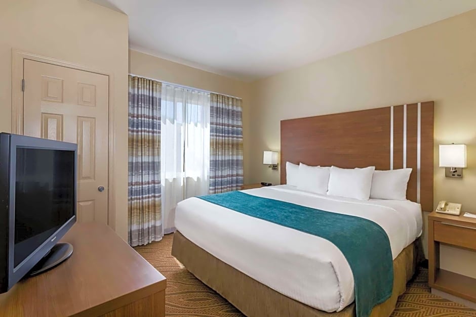Hawthorn Extended Stay by Wyndham Naples