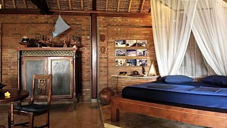 Villa with Sea View