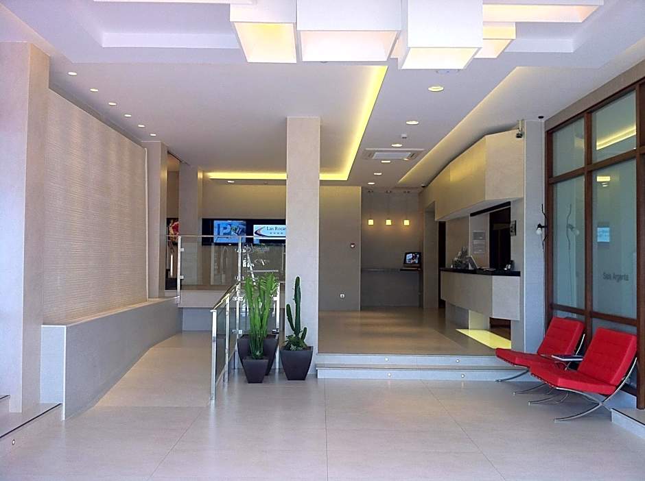 Las Rocas Playa Hotel