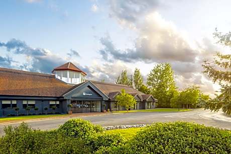 Holiday Inn Aylesbury By IHG