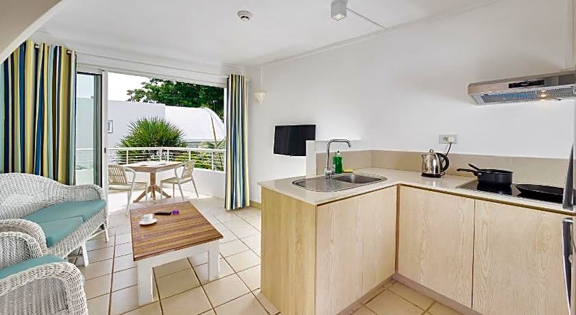 Le Beachclub Serviced Apartments And Villas