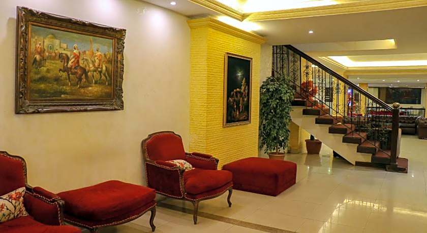 Grand Suites Hotel