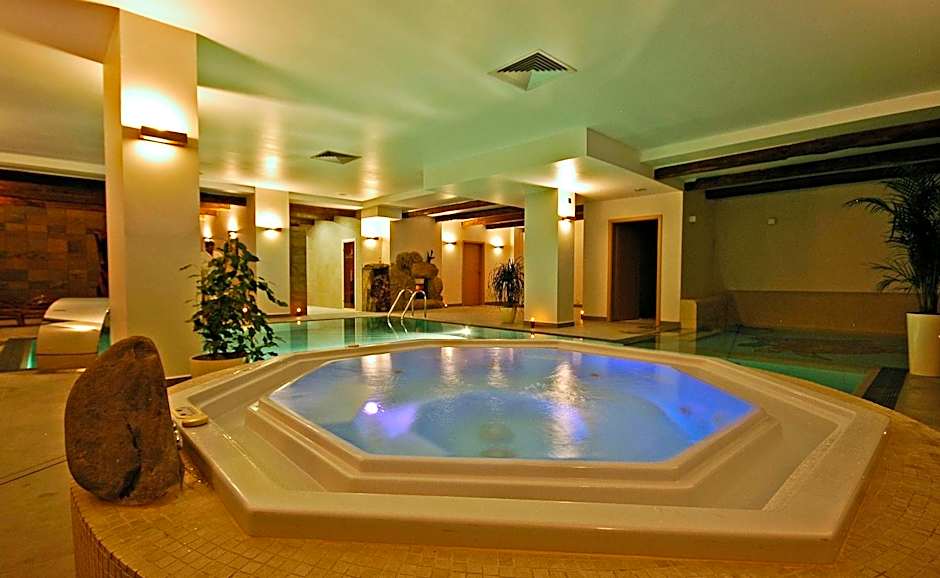 Dom na Skale - Apartamenty w Bieszczadach nad Soliną