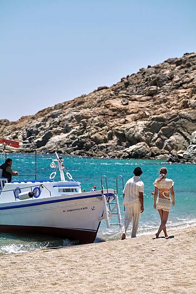 Myconian Sunrise Relais & Chateaux Hotel