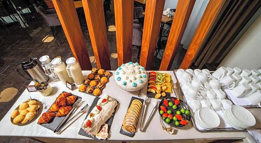 Elysium Gallery Hotel