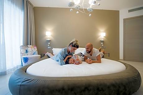 Suite with Garden View