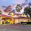 La Quinta Inn & Suites by Wyndham Houston West Park 10