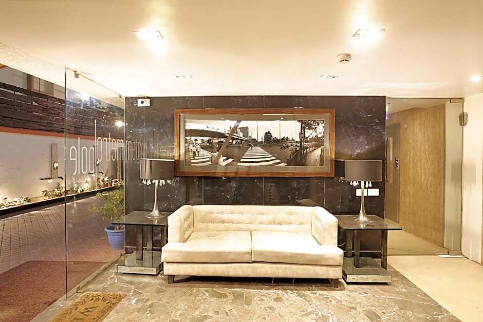 Hotel Metropole