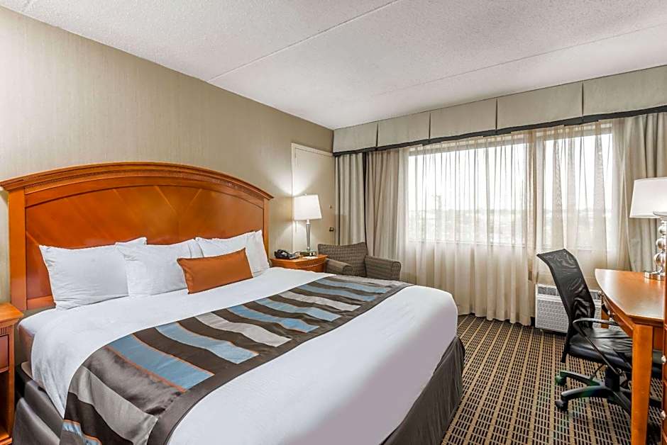 Wingate by Wyndham Springfield