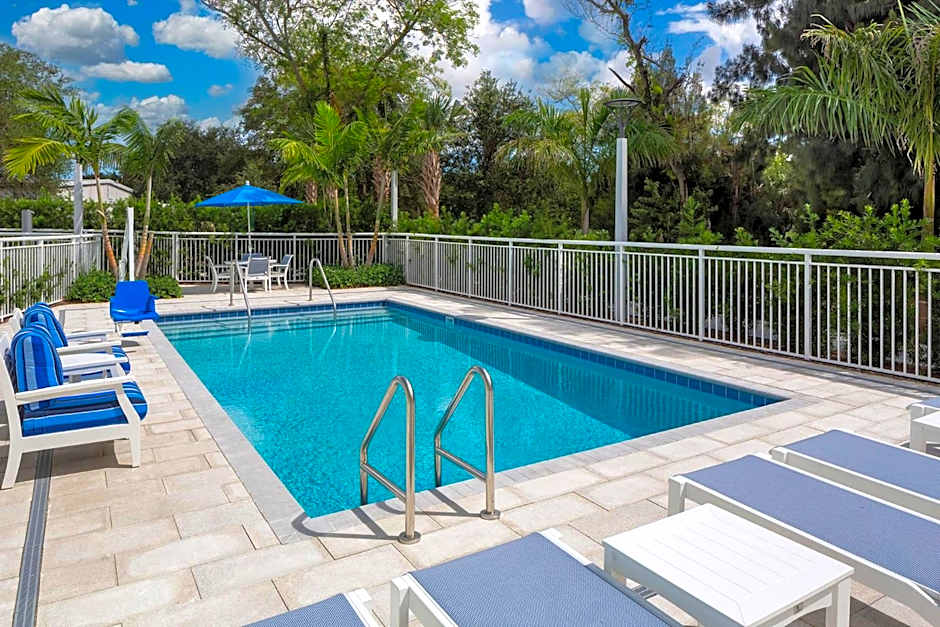 Star Suites - A Vero Beach Hotel