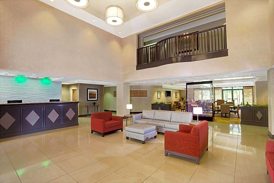 Wingate by Wyndham Raleigh Durham / Airport