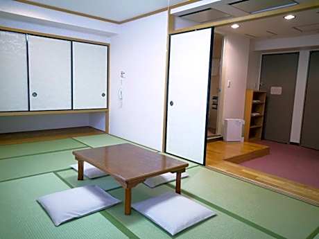 Japanese-Style Room