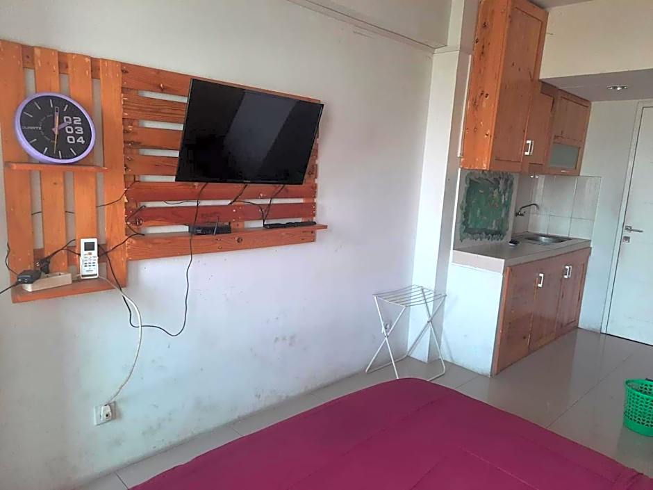 OYO Life 93140 Apartment Grand Sentraland By Fahri