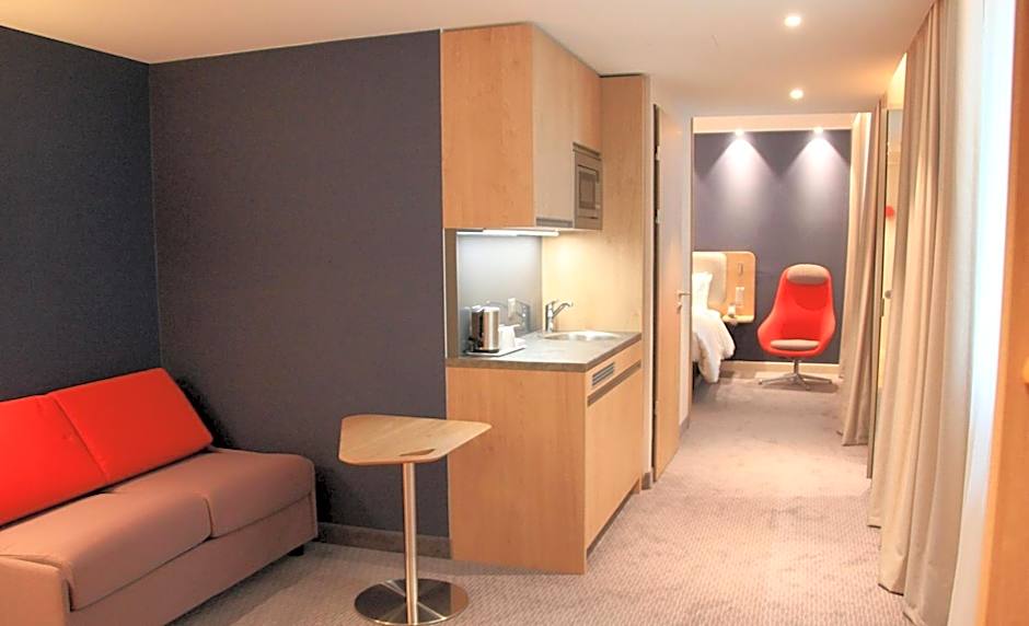 Holiday Inn Express And Suites Basel Allschwil By IHG