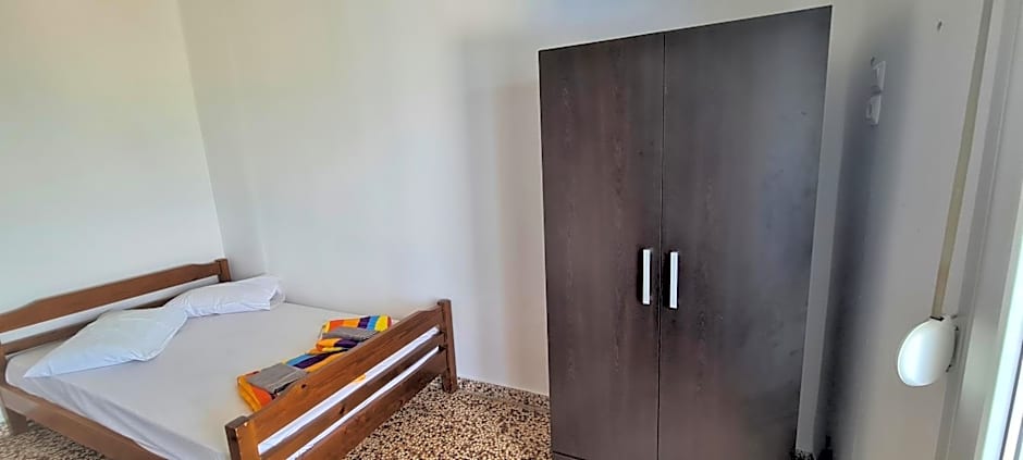 Veranda Rooms to Let