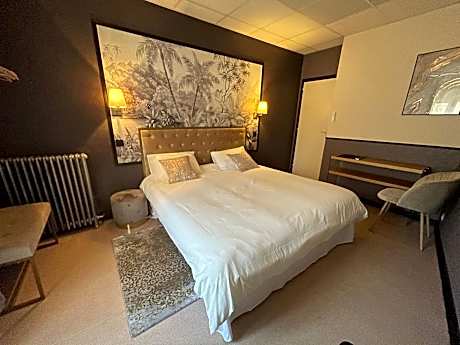 Queen Room with Balcony