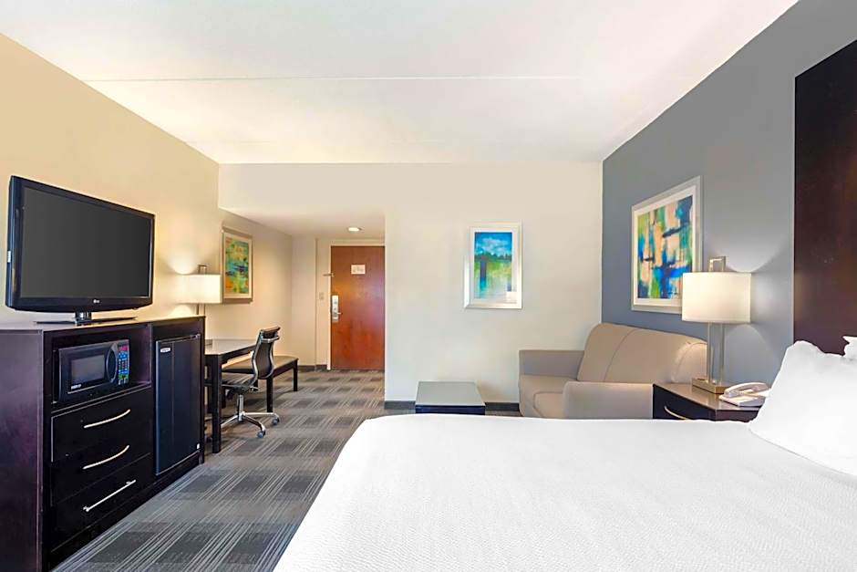 Best Western Hartford Hotel & Suites