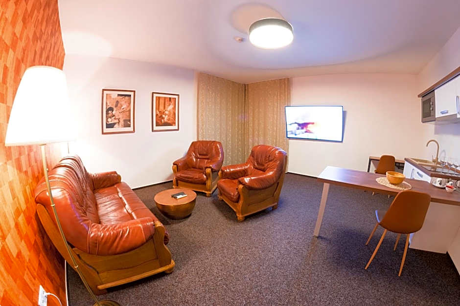 VILLA CENTRUM APARTMÁNY s RAŇAJKAMI A SAUNOU