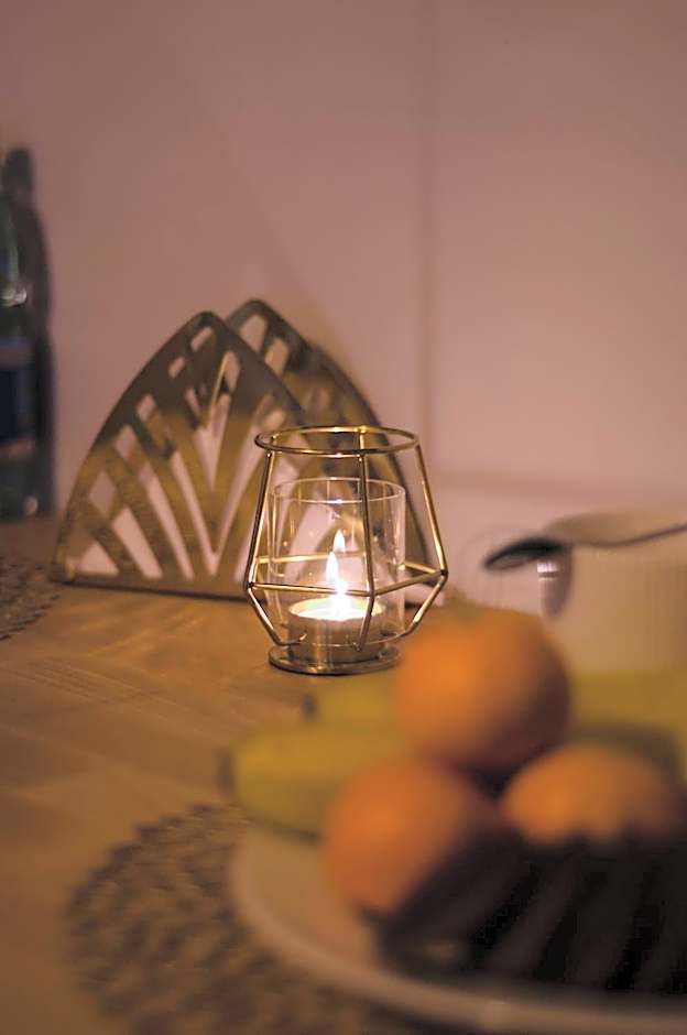 UNDERGROUND Jacuzzi Rooms