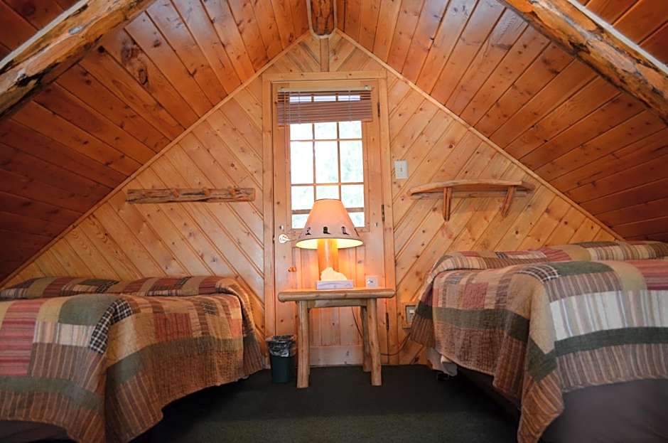 Photo 1 of 9 of Family Cabin