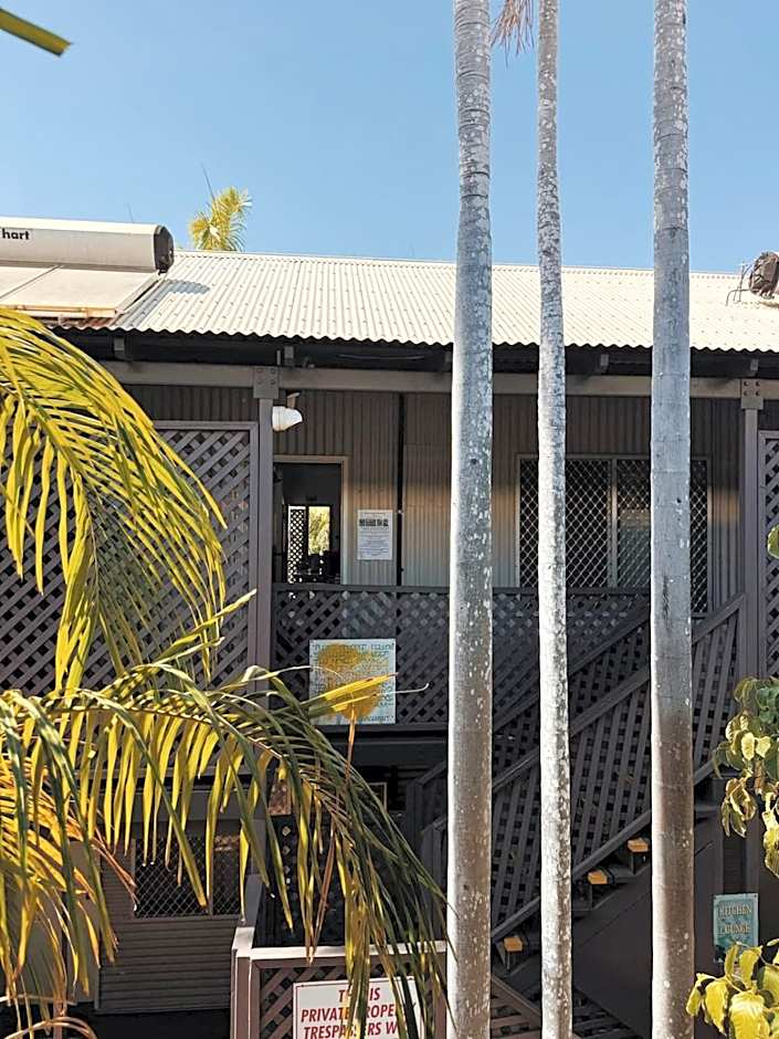 Roebuck Bay Backpackers
