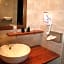 Auberge de la Petite Ferme, Super-Besse Est, The Originals Relais