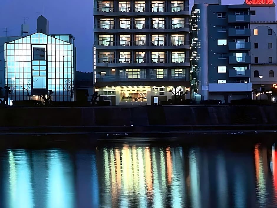 River Side Hotel Shoei