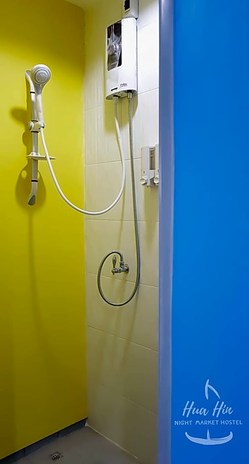 Hua Hin Night Market Hostel