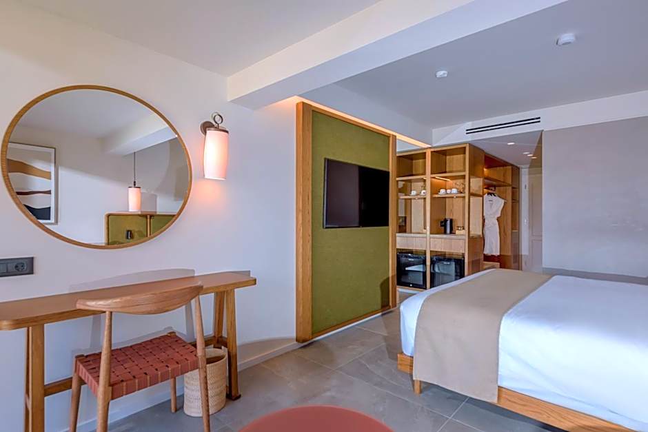 Blue Sea Beach Affiliated By Melia