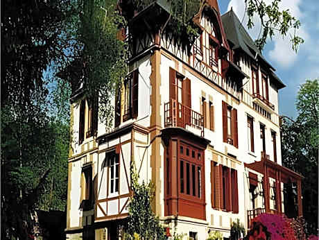 La Villa Bois Joli HOTEL RESTAURANT