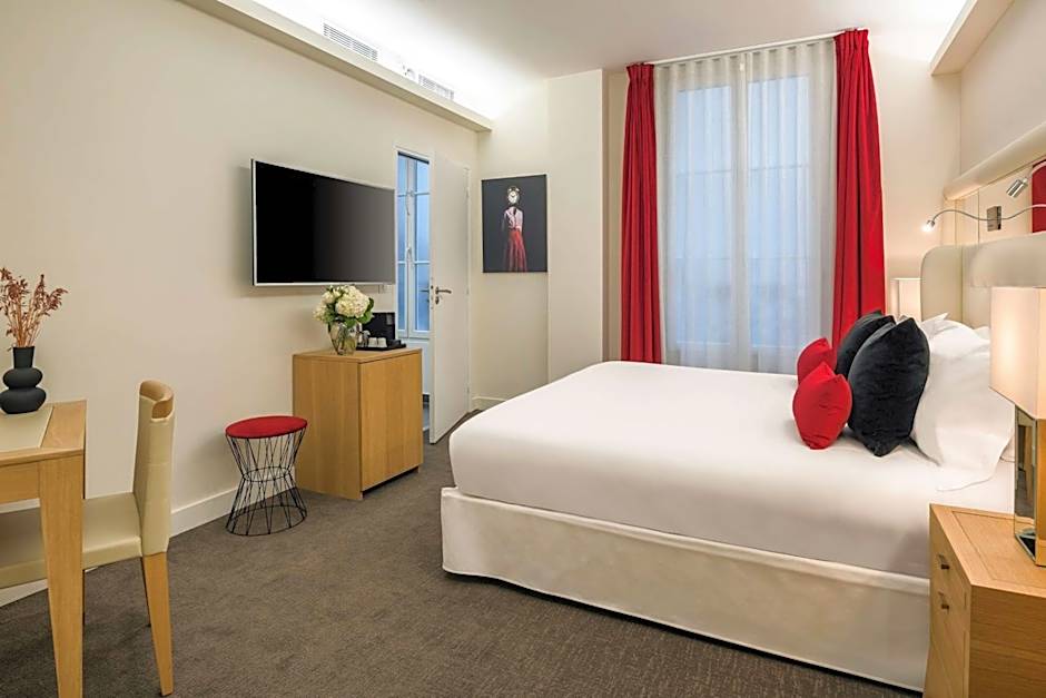 Hotel Camille Paris, Tapestry Collection by Hilton