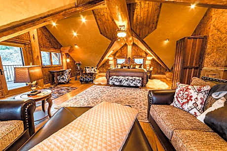 Suite with Lake View