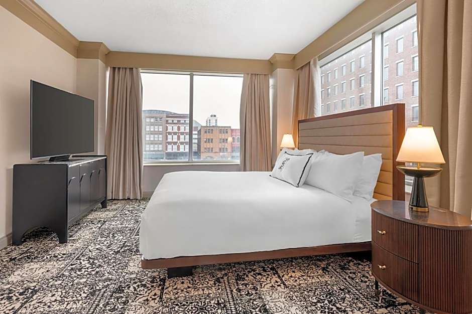 Omni Severin Hotel