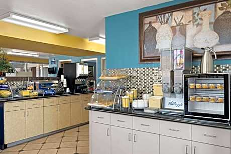 Days Inn by Wyndham Conway