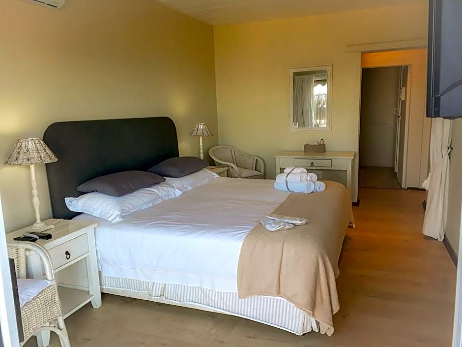 Whales Way Ocean Retreat