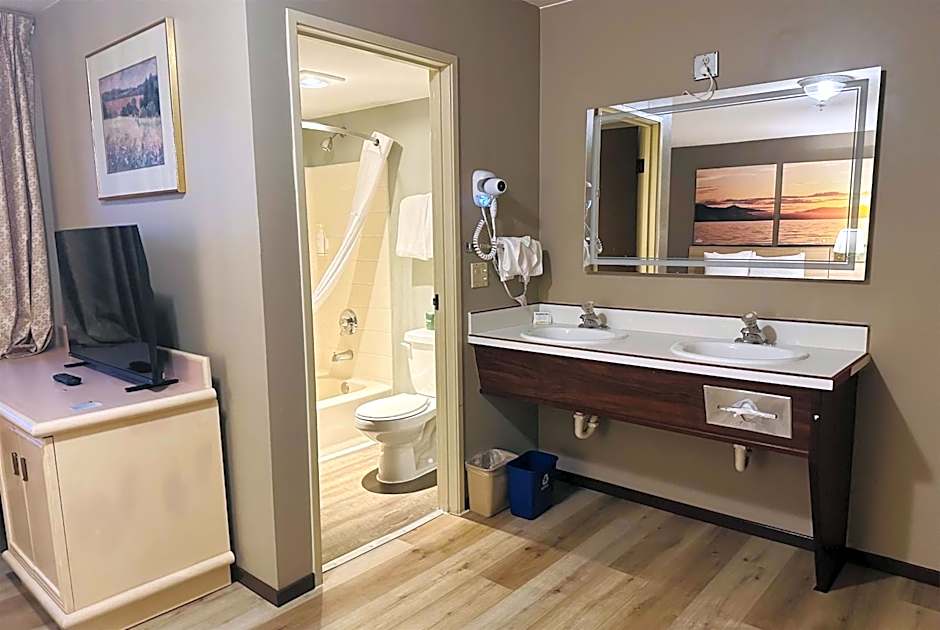 Days Inn by Wyndham Seatac Airport