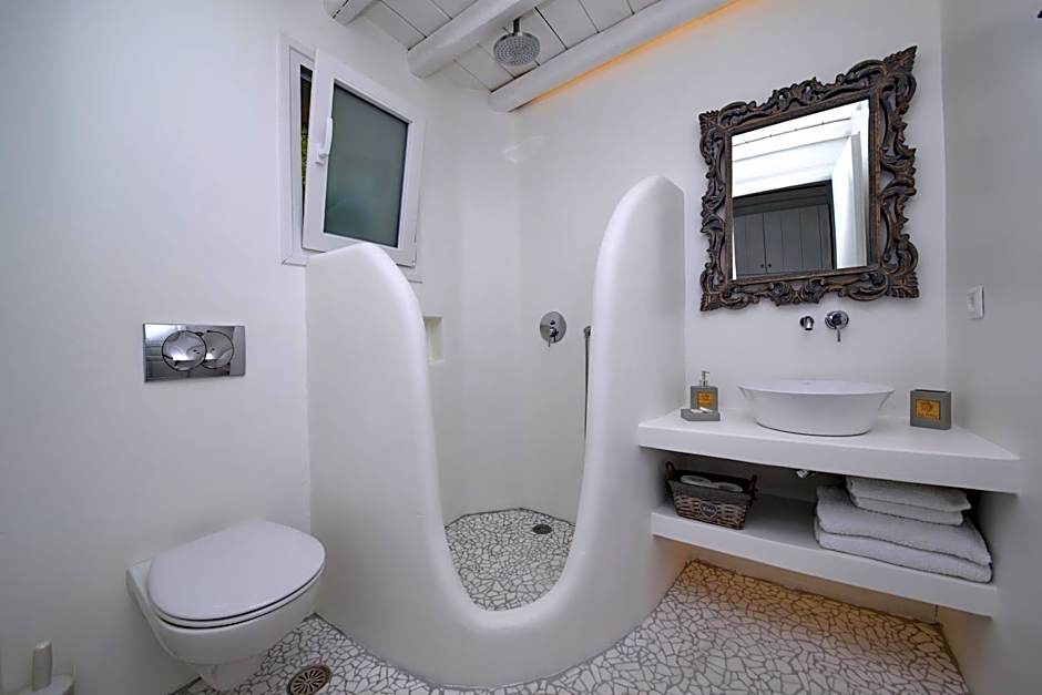 Evlalia Studios & Villas