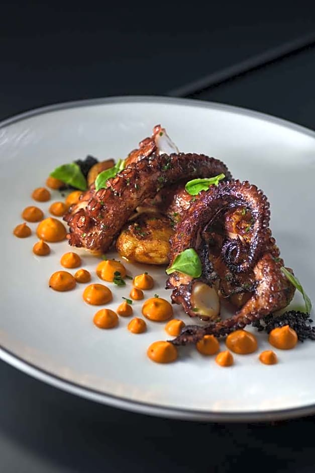 DoubleTree by Hilton Ben Guerir Hotel & Residences