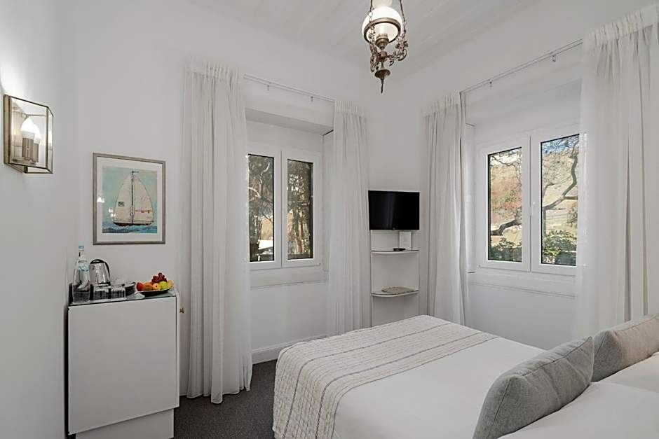 Albatroz Beach & Yacht Club