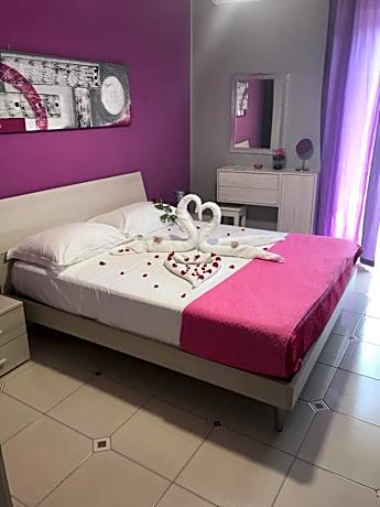 Double Room with Private External Bathroom