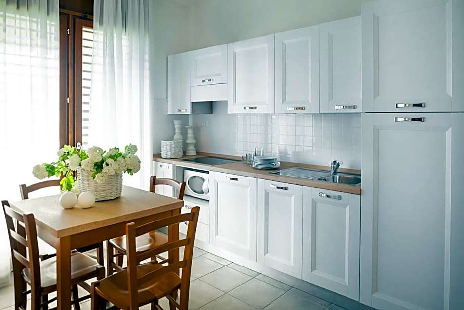 ISA-Residence with swimming-pool in Barberino-Tavernelle, apartments with air conditioning and private outdoor area