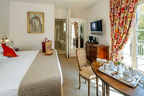 Double or Twin Room with Garden View