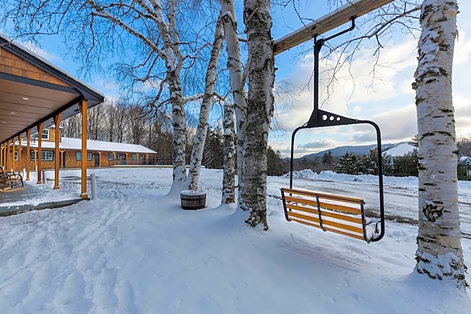 The Lodge by Sunapee Stays