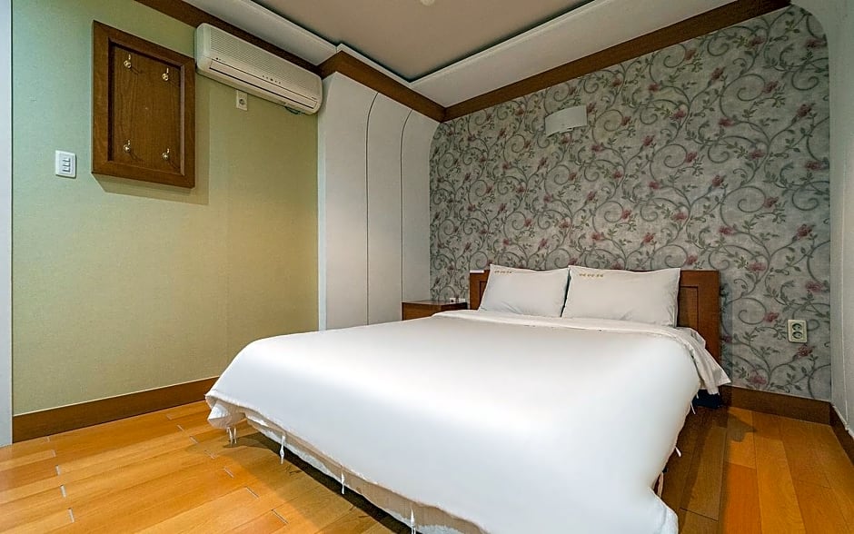 Taebaek Tourist Hotel (Sorano)