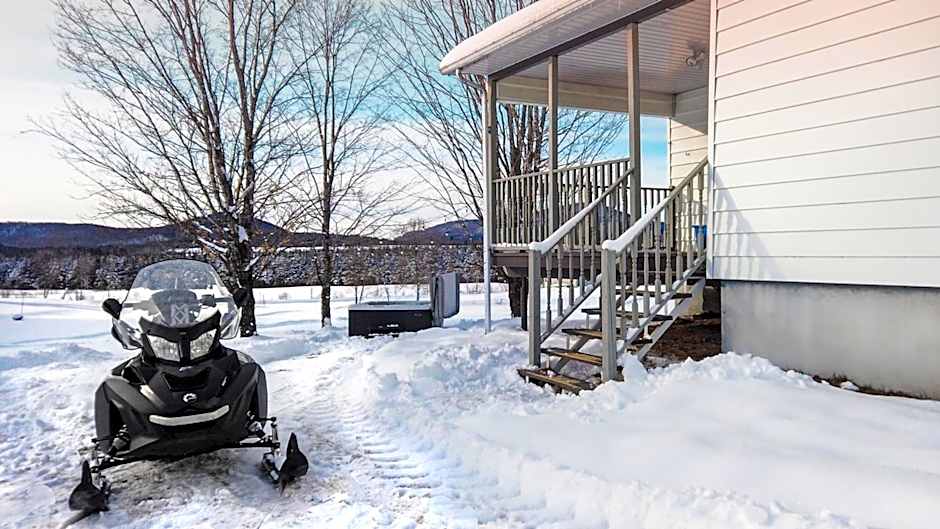 Mountain View, Hot Tub, Trail Access, Spa