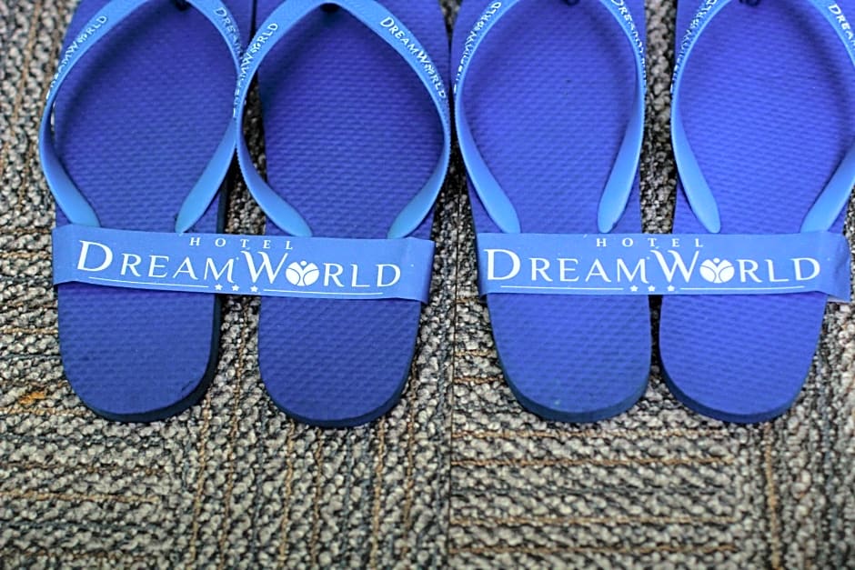 Hotel Dream World Las Pinas