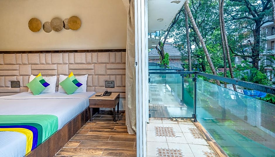 Treebo Supreme Grande